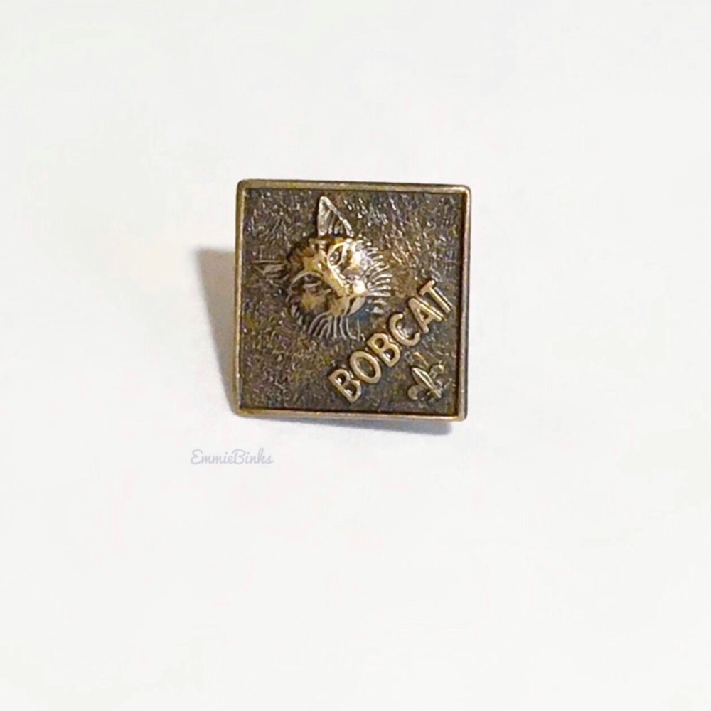 Vintage BSA BOBCAT Uniform Lapel Pin Collectable ~ Vtg 90s Boy Scouts - Picture 3 of 7